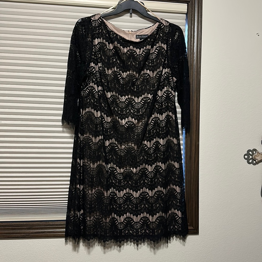Women’s dress